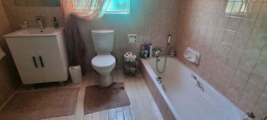 3 Bedroom Property for Sale in South Ridge Northern Cape